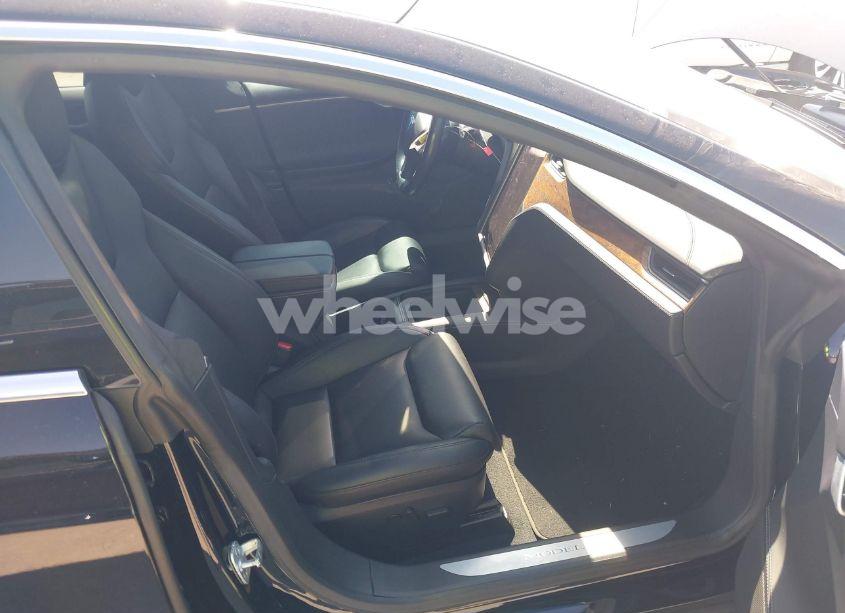 Photo 5 of 2020 Tesla Model S LONG RANGE DUAL MOTOR ALL-WHEEL DRIVE/LONG RANGE PLUS DUAL MOTOR ALL-WHEEL DRIVE (VIN 5YJSA1E27LF397346)