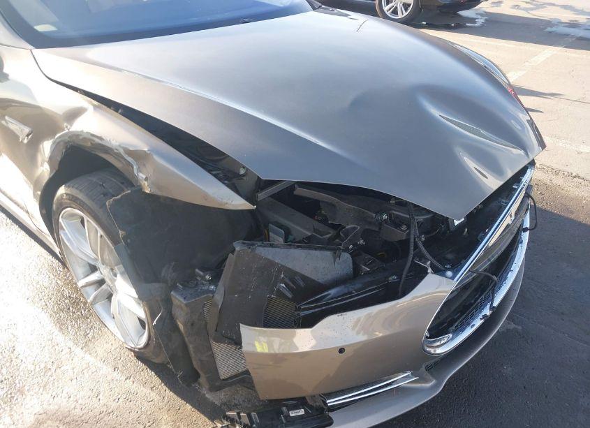 Photo 20 of 2015 Tesla Model S 70D/85D/P85D (VIN 5YJSA1E28FF119110)