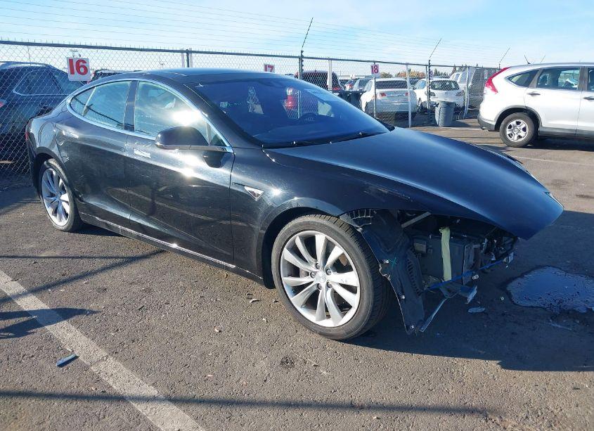 2016 Tesla Model S 60D/70D/75D/85D/90D (VIN 5YJSA1E28GF157308) main photo