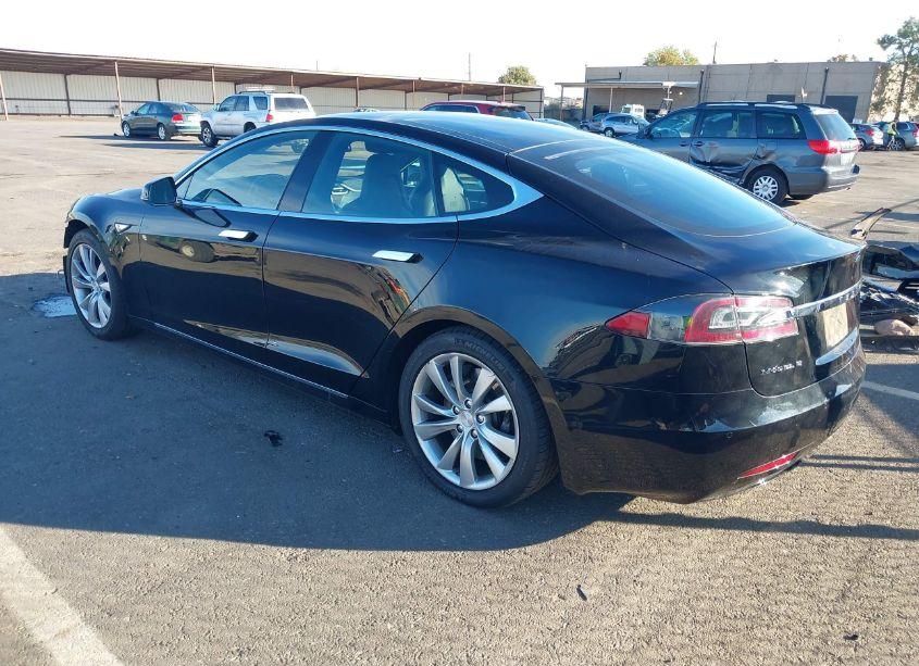 Photo 3 of 2016 Tesla Model S 60D/70D/75D/85D/90D (VIN 5YJSA1E28GF157308)