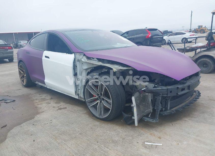 2017 Tesla Model S 100D/60D/75D/90D/P100D (VIN 5YJSA1E28HF233062) main photo