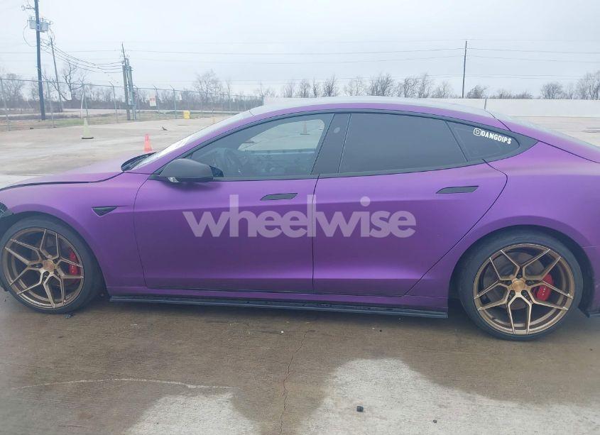 Photo 14 of 2017 Tesla Model S 100D/60D/75D/90D/P100D (VIN 5YJSA1E28HF233062)