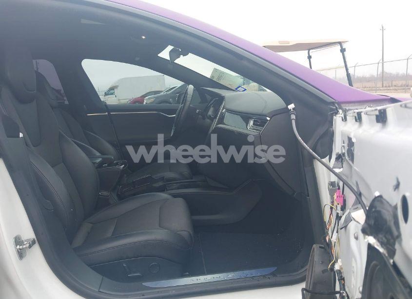 Photo 5 of 2017 Tesla Model S 100D/60D/75D/90D/P100D (VIN 5YJSA1E28HF233062)