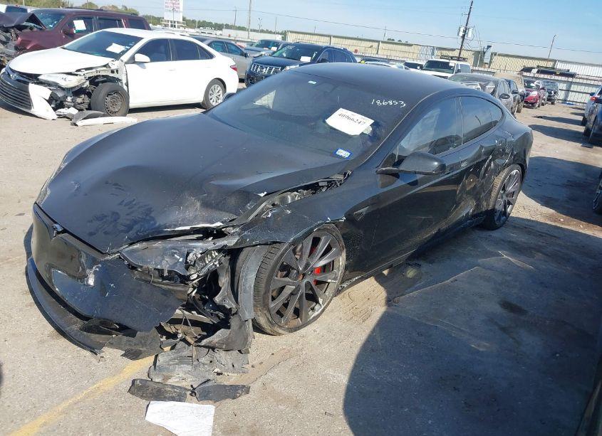 Photo 2 of 2020 Tesla Model S (VIN 5YJSA1E28LF414851)