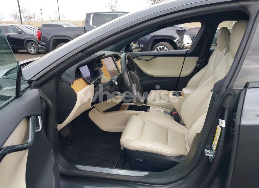 Photo 5 of 2020 Tesla Model S LONG RANGE DUAL MOTOR ALL-WHEEL DRIVE/LONG RANGE PLUS DUAL MOTOR ALL-WHEEL DRIVE (VIN 5YJSA1E28LF414994)