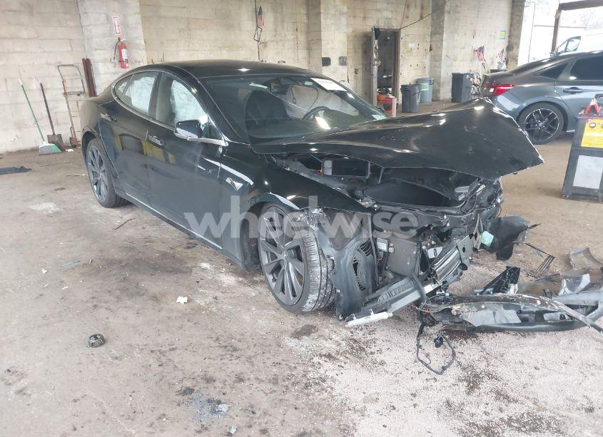 2021 Tesla Model S (VIN 5YJSA1E28MF425446) main photo