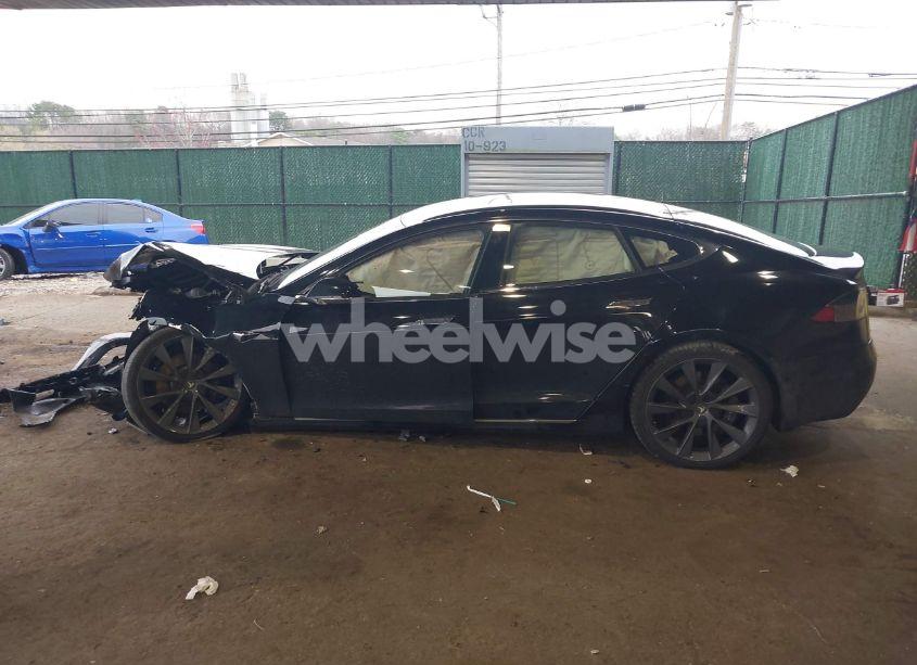 Photo 13 of 2021 Tesla Model S (VIN 5YJSA1E28MF425446)