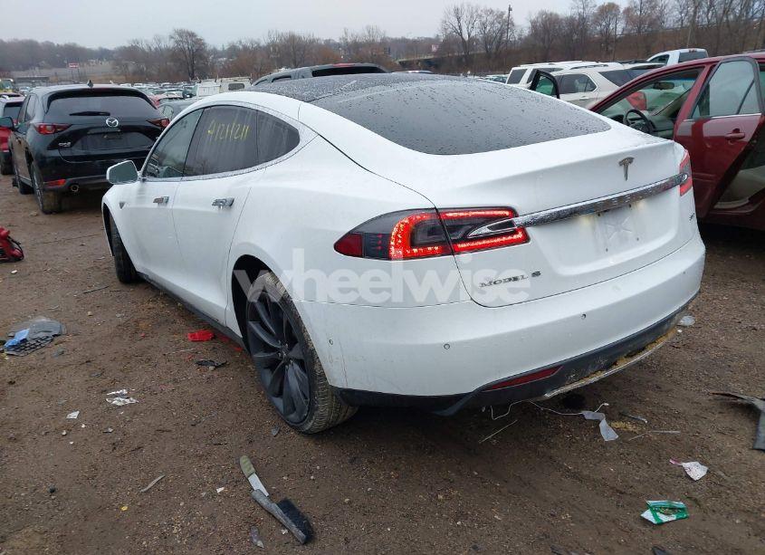 Photo 3 of 2016 Tesla Model S (VIN 5YJSA1E29GF130277)