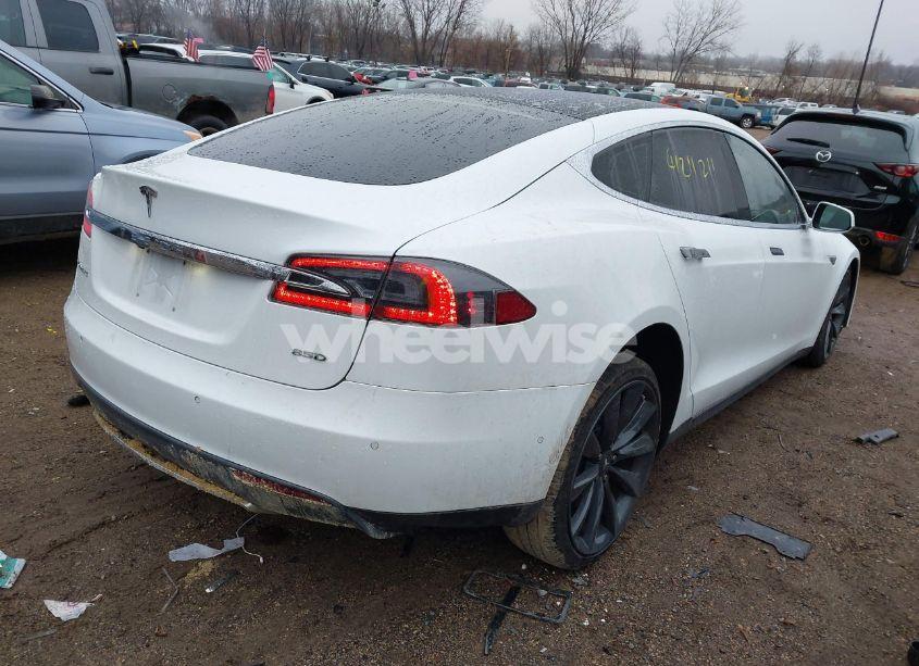 Photo 4 of 2016 Tesla Model S (VIN 5YJSA1E29GF130277)
