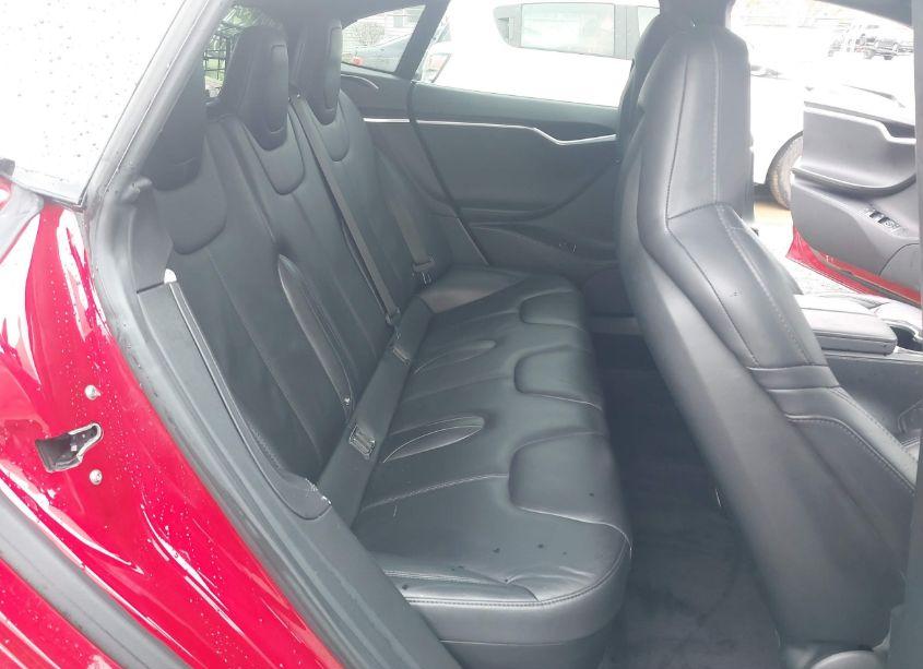 Photo 8 of 2016 Tesla Model S 60D/70D/75D/85D/90D (VIN 5YJSA1E29GF171640)