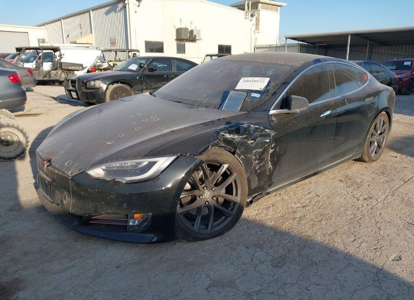 Photo 2 of 2016 Tesla Model S 60D/70D/75D/85D/90D (VIN 5YJSA1E29GF174375)