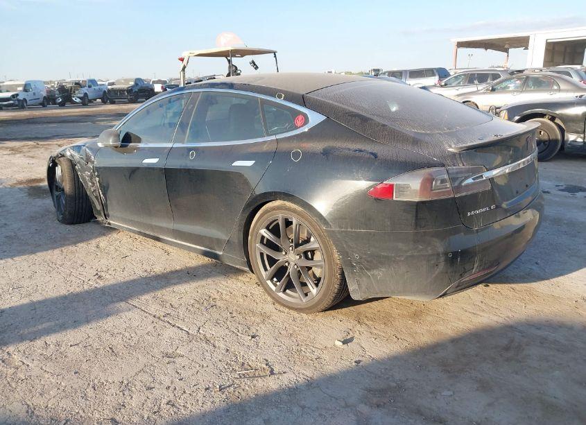 Photo 3 of 2016 Tesla Model S 60D/70D/75D/85D/90D (VIN 5YJSA1E29GF174375)