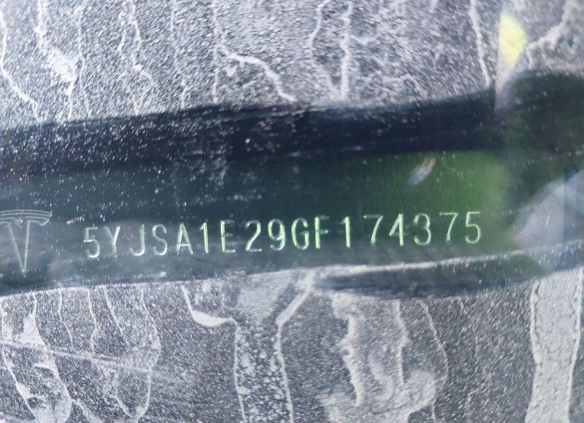 Photo 9 of 2016 Tesla Model S 60D/70D/75D/85D/90D (VIN 5YJSA1E29GF174375)