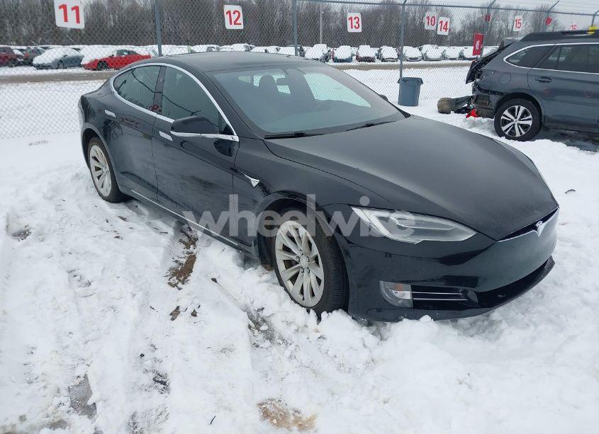 2017 Tesla Model S 100D/60D/75D/90D/P100D (VIN 5YJSA1E29HF229912) main photo