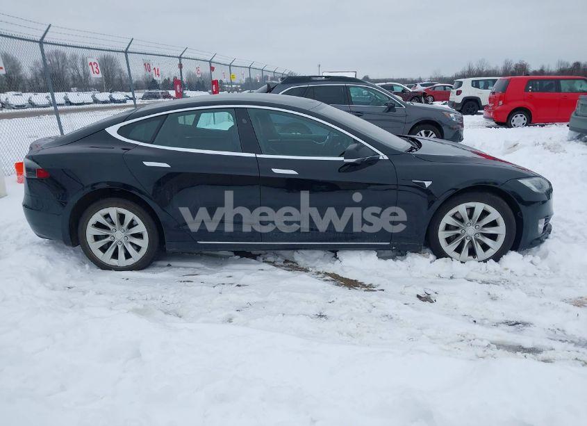 Photo 12 of 2017 Tesla Model S 100D/60D/75D/90D/P100D (VIN 5YJSA1E29HF229912)