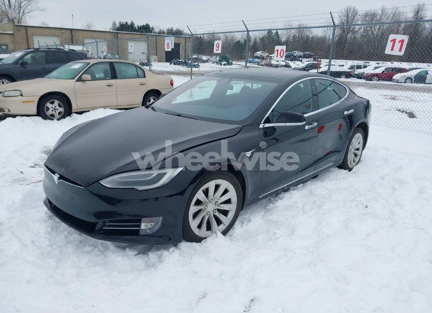 Photo 2 of 2017 Tesla Model S 100D/60D/75D/90D/P100D (VIN 5YJSA1E29HF229912)