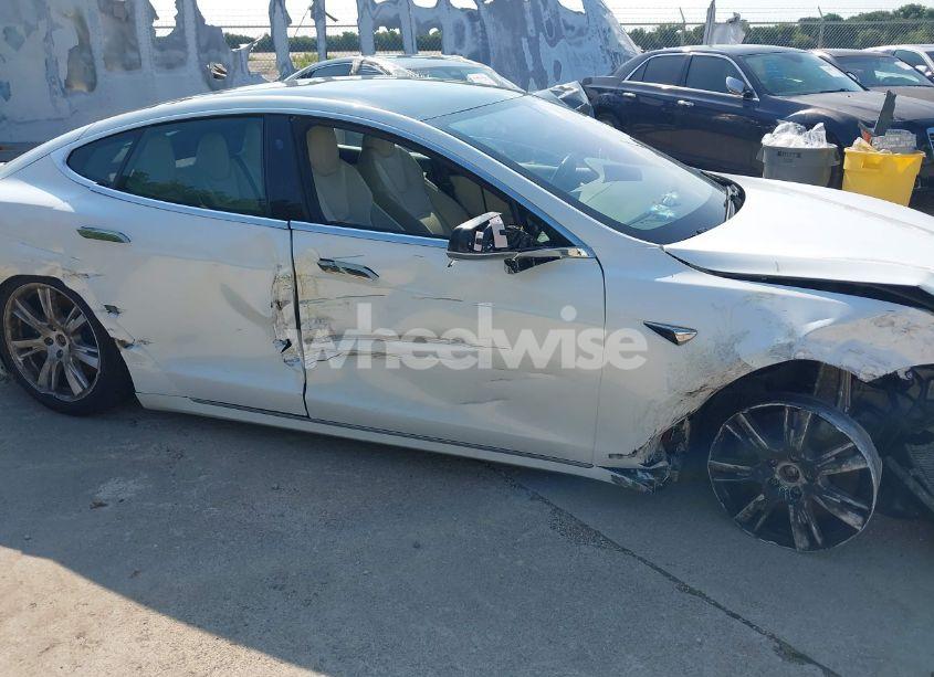 Photo 12 of 2020 Tesla Model S LONG RANGE DUAL MOTOR ALL-WHEEL DRIVE/LONG RANGE PLUS DUAL MOTOR ALL-WHEEL DRIVE (VIN 5YJSA1E29LF389023)