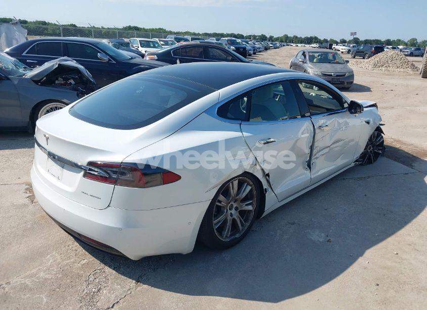Photo 4 of 2020 Tesla Model S LONG RANGE DUAL MOTOR ALL-WHEEL DRIVE/LONG RANGE PLUS DUAL MOTOR ALL-WHEEL DRIVE (VIN 5YJSA1E29LF389023)
