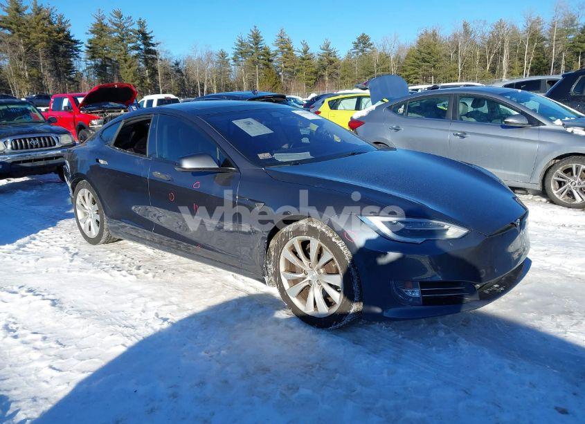 2017 Tesla Model S 100D/60D/75D/90D/P100D (VIN 5YJSA1E2XHF178730) main photo