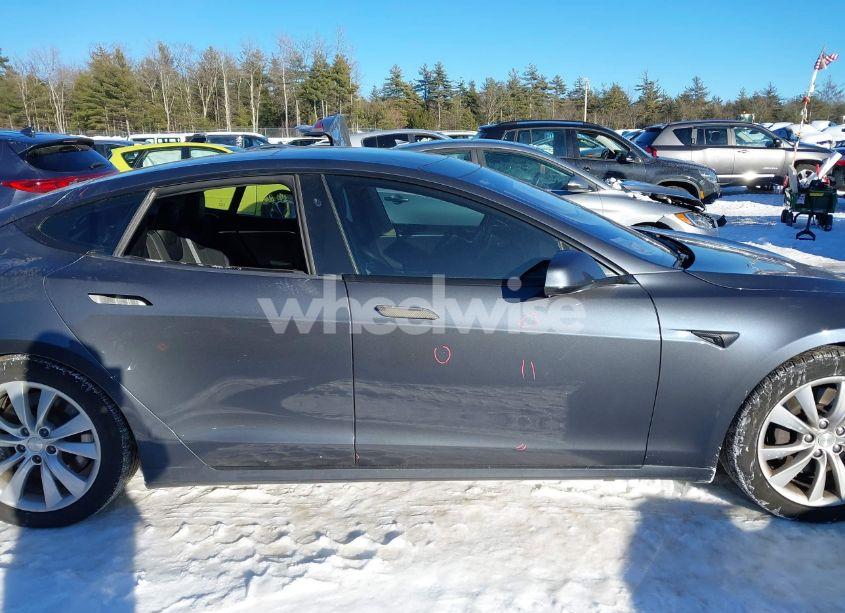 Photo 13 of 2017 Tesla Model S 100D/60D/75D/90D/P100D (VIN 5YJSA1E2XHF178730)