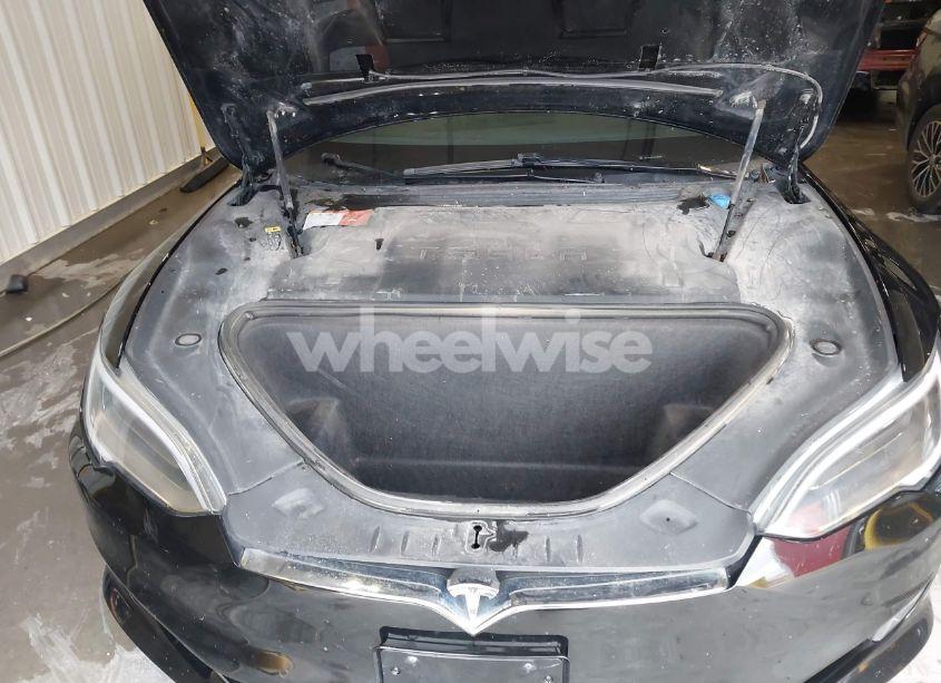 Photo 10 of 2018 Tesla Model S 100D/75D/P100D (VIN 5YJSA1E2XJF248751)