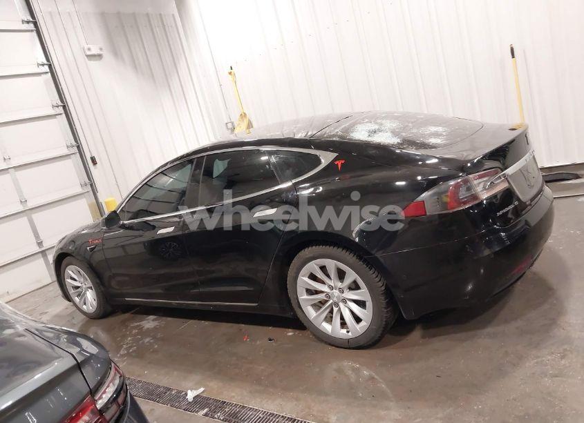 Photo 14 of 2018 Tesla Model S 100D/75D/P100D (VIN 5YJSA1E2XJF248751)