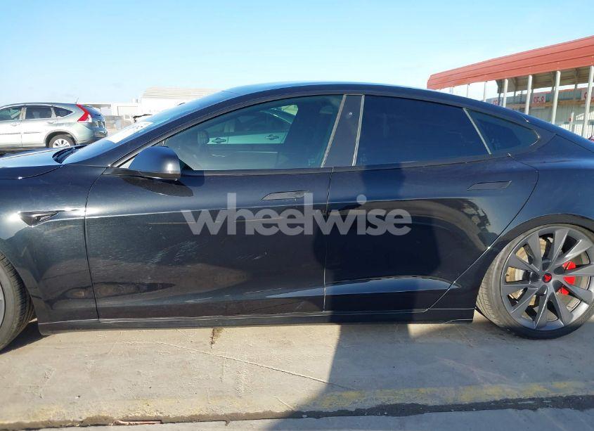 Photo 15 of 2018 Tesla Model S 100D/75D/P100D (VIN 5YJSA1E2XJF257739)