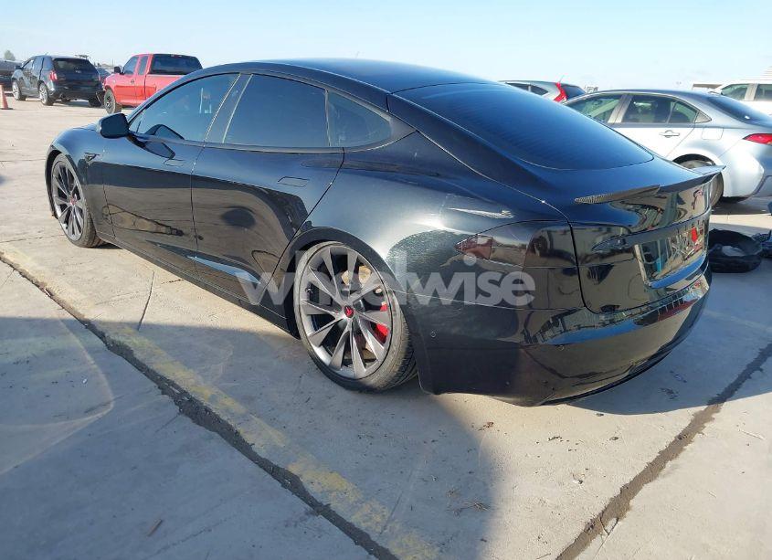Photo 3 of 2018 Tesla Model S 100D/75D/P100D (VIN 5YJSA1E2XJF257739)