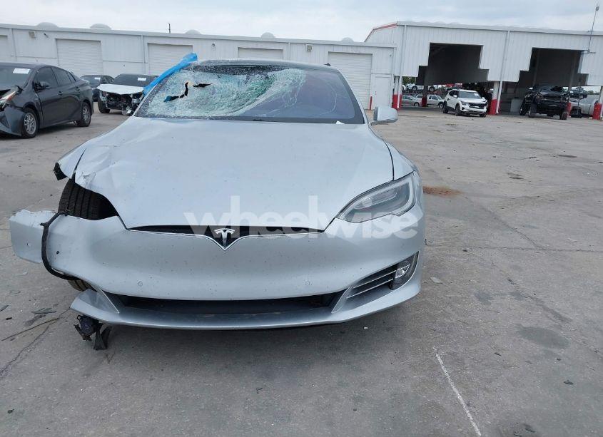 Photo 12 of 2018 Tesla Model S 100D/75D/P100D (VIN 5YJSA1E2XJF258809)