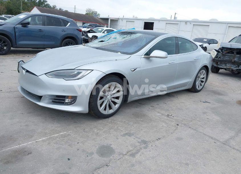 Photo 2 of 2018 Tesla Model S 100D/75D/P100D (VIN 5YJSA1E2XJF258809)