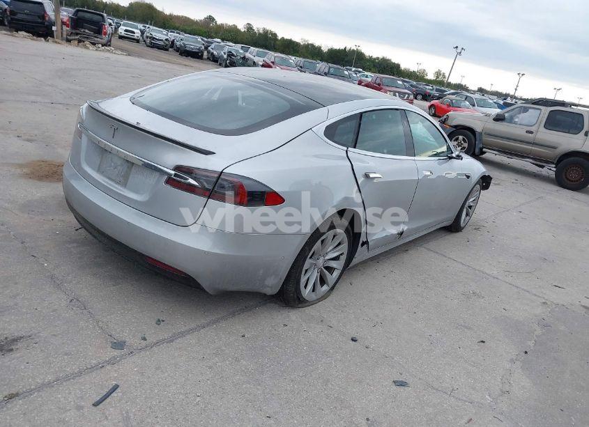 Photo 4 of 2018 Tesla Model S 100D/75D/P100D (VIN 5YJSA1E2XJF258809)