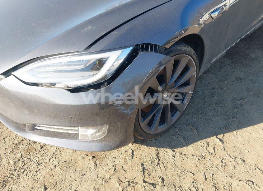 Photo 6 of 2019 Tesla Model S 100D/75D/LONG RANGE/STANDARD RANGE (VIN 5YJSA1E2XKF331744)