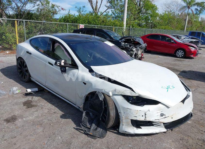 2020 Tesla Model S LONG RANGE DUAL MOTOR ALL-WHEEL DRIVE/LONG RANGE PLUS DUAL MOTOR ALL-WHEEL DRIVE (VIN 5YJSA1E2XLF360260) main photo