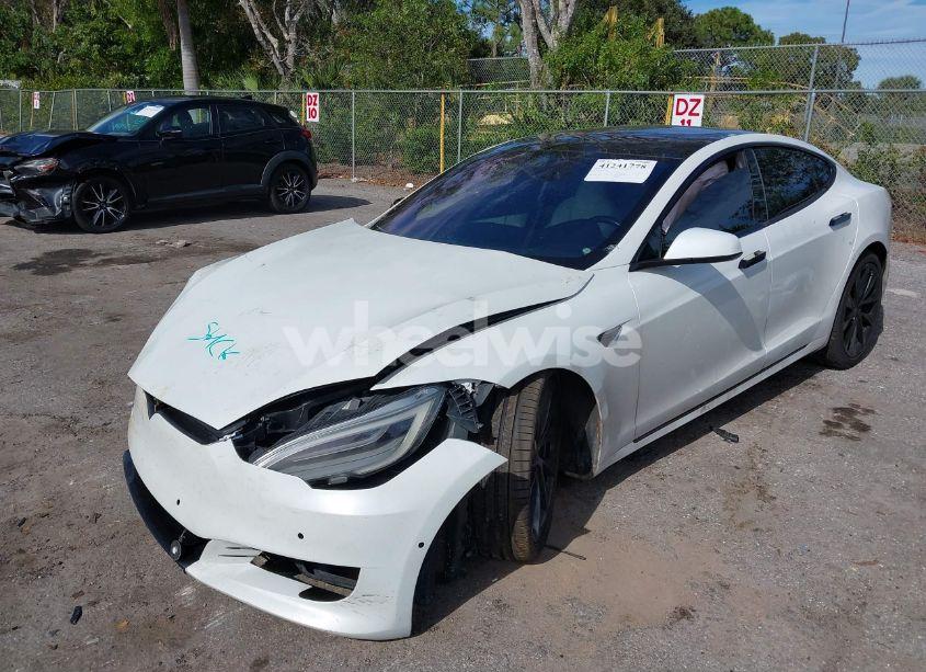 Photo 2 of 2020 Tesla Model S LONG RANGE DUAL MOTOR ALL-WHEEL DRIVE/LONG RANGE PLUS DUAL MOTOR ALL-WHEEL DRIVE (VIN 5YJSA1E2XLF360260)