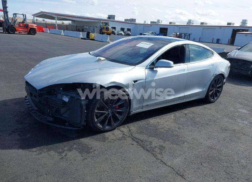 Photo 2 of 2018 Tesla Model S 100D/75D/P100D (VIN 5YJSA1E40JF260585)