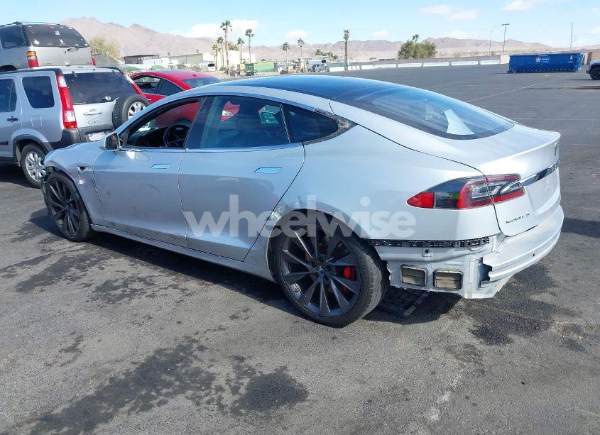 Photo 3 of 2018 Tesla Model S 100D/75D/P100D (VIN 5YJSA1E40JF260585)