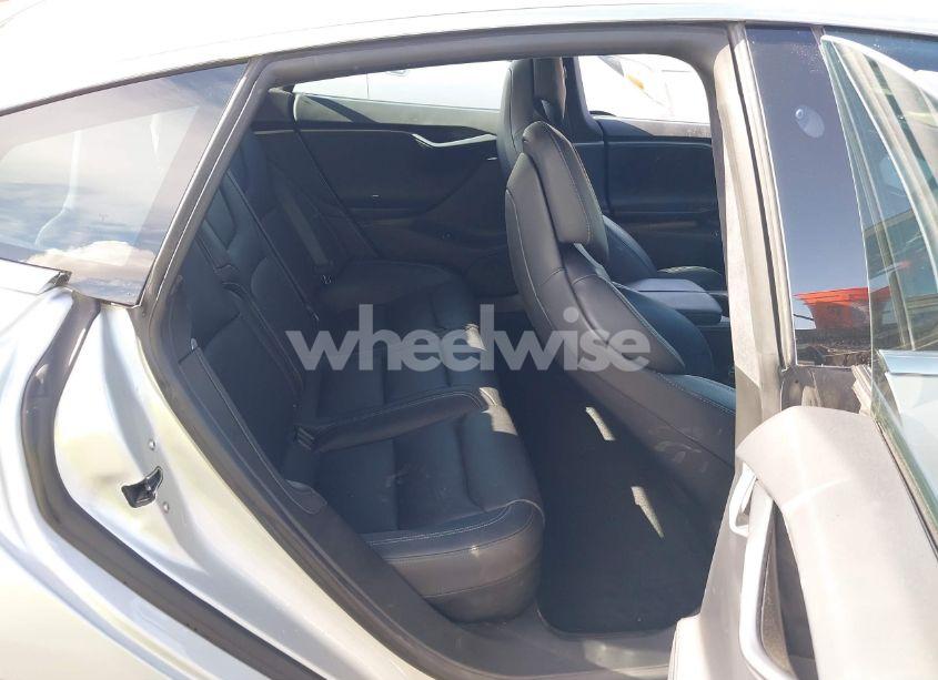 Photo 8 of 2018 Tesla Model S 100D/75D/P100D (VIN 5YJSA1E40JF260585)