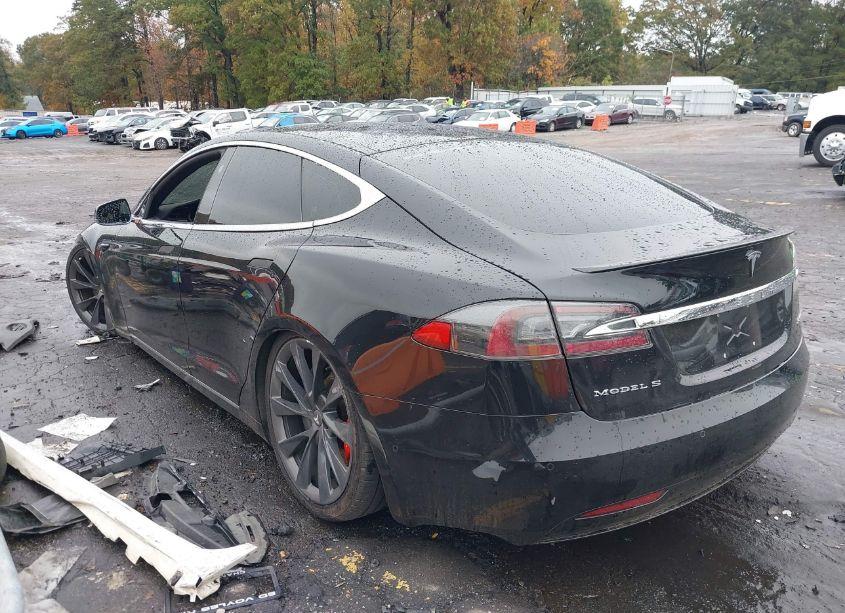 Photo 3 of 2018 Tesla Model S 100D/75D/P100D (VIN 5YJSA1E41JF255038)