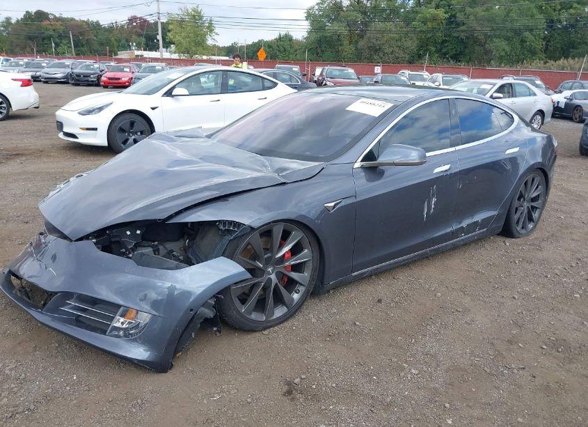 Photo 2 of 2021 Tesla Model S PERFORMANCE DUAL MOTOR ALL-WHEEL DRIVE (VIN 5YJSA1E41MF421658)