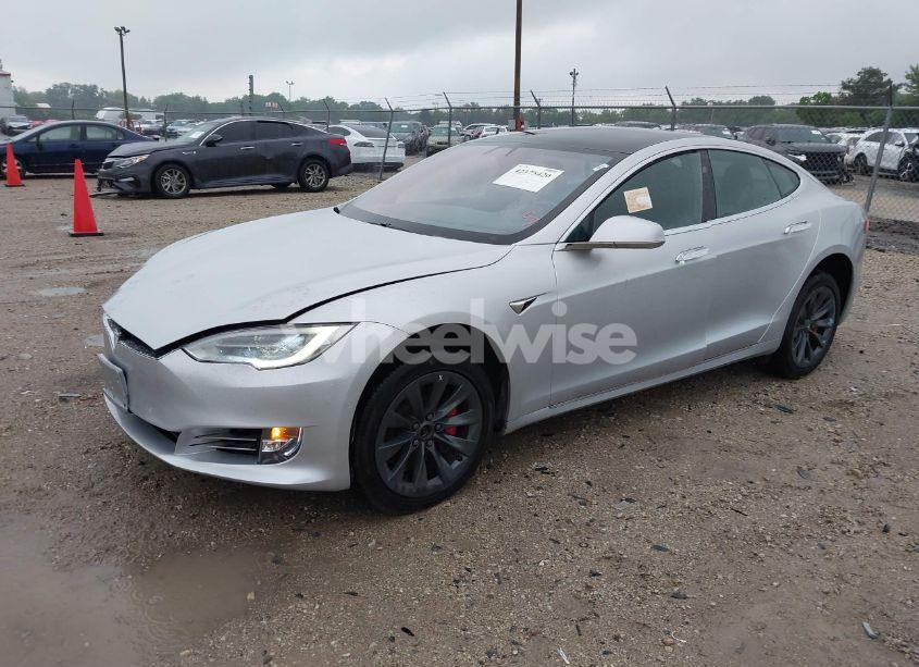 Photo 2 of 2018 Tesla Model S 100D/75D/P100D (VIN 5YJSA1E42JF265898)