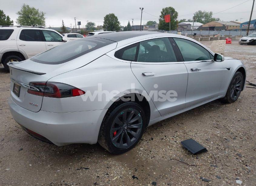 Photo 4 of 2018 Tesla Model S 100D/75D/P100D (VIN 5YJSA1E42JF265898)