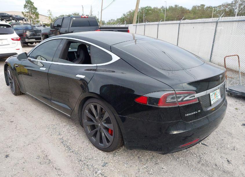 Photo 3 of 2018 Tesla Model S 100D/75D/P100D (VIN 5YJSA1E43JF270317)