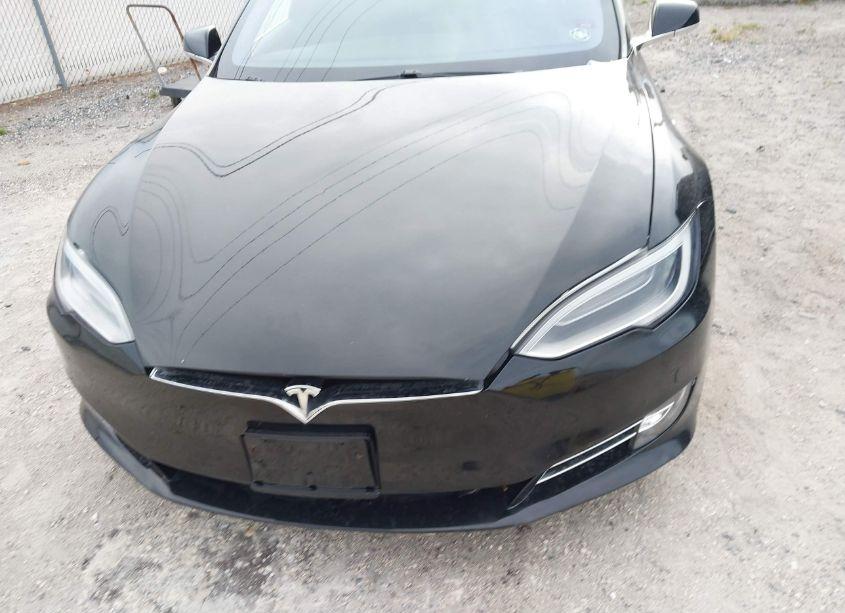 Photo 6 of 2018 Tesla Model S 100D/75D/P100D (VIN 5YJSA1E43JF270317)