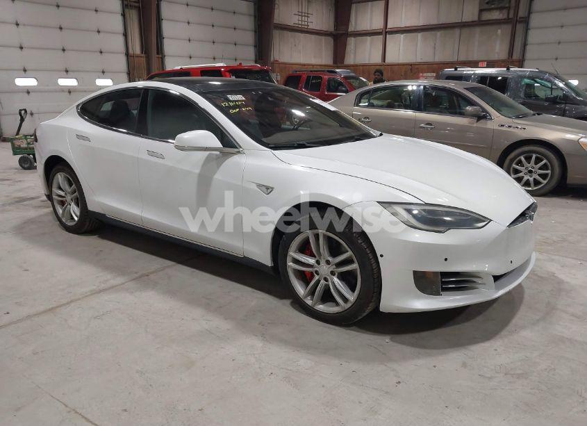 2016 Tesla Model S 90D/P100D/P85D/P90D (VIN 5YJSA1E44GF131208) main photo