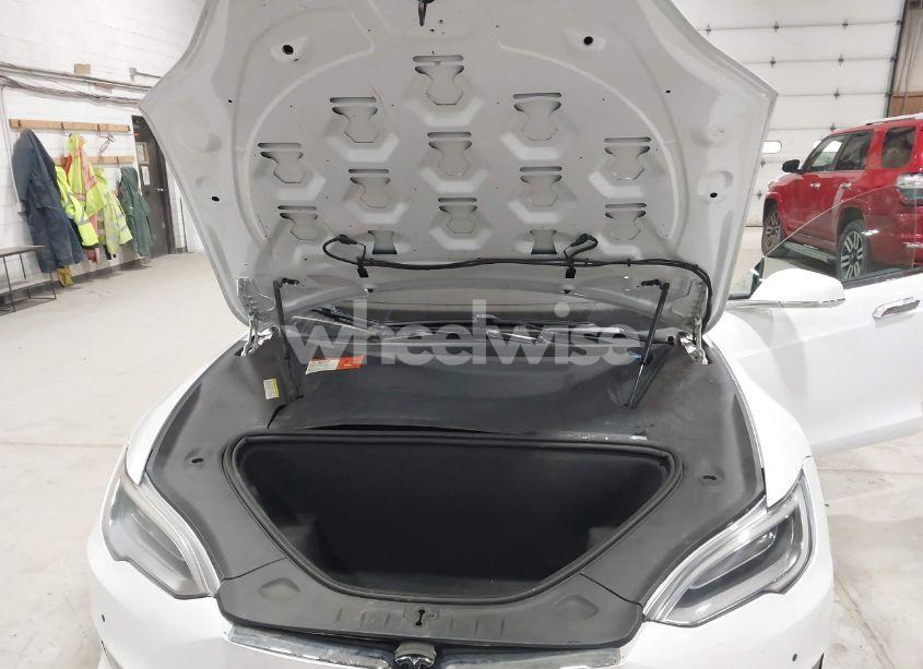 Photo 10 of 2016 Tesla Model S 90D/P100D/P85D/P90D (VIN 5YJSA1E44GF131208)