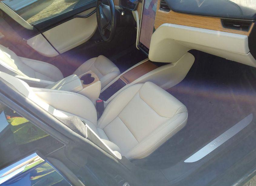 Photo 5 of 2020 Tesla Model S PERFORMANCE DUAL MOTOR ALL-WHEEL DRIVE (VIN 5YJSA1E46LF378921)