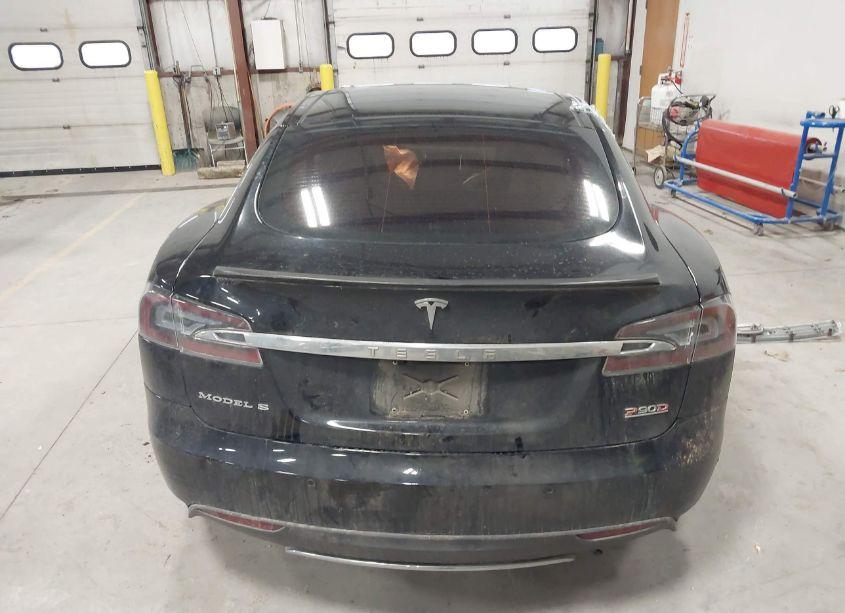 Photo 16 of 2015 Tesla Model S 85D/P85D (VIN 5YJSA1E48FF102860)