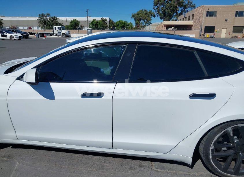 Photo 14 of 2022 Tesla Model S DUAL MOTOR ALL-WHEEL DRIVE (VIN 5YJSA1E50NF483160)