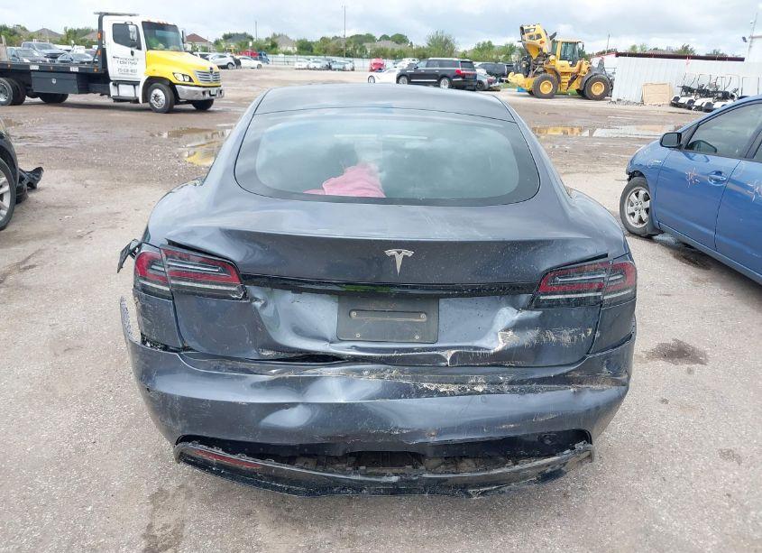 Photo 16 of 2022 Tesla Model S DUAL MOTOR ALL-WHEEL DRIVE (VIN 5YJSA1E50NF493543)