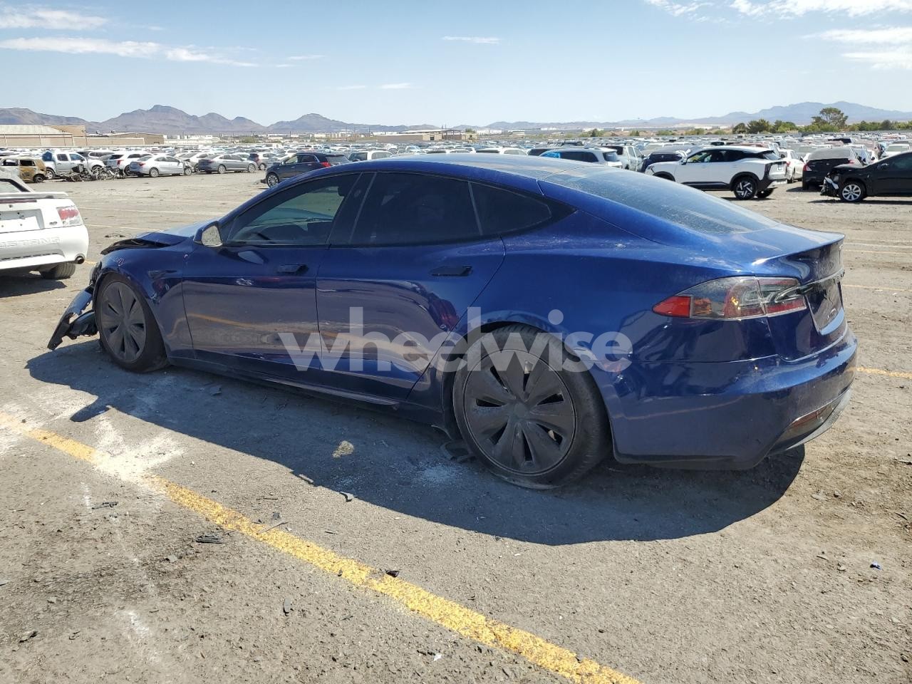 Photo 2 of 2021 TESLA MODEL S (VIN 5YJSA1E52MF453771)